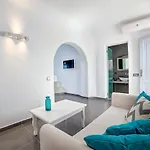 Unique * Imerovigli (Santorini)