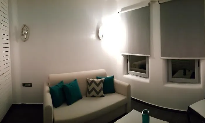 Unique * Imerovígli