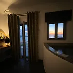 أجنحة يونيك * إيميروفيغلي