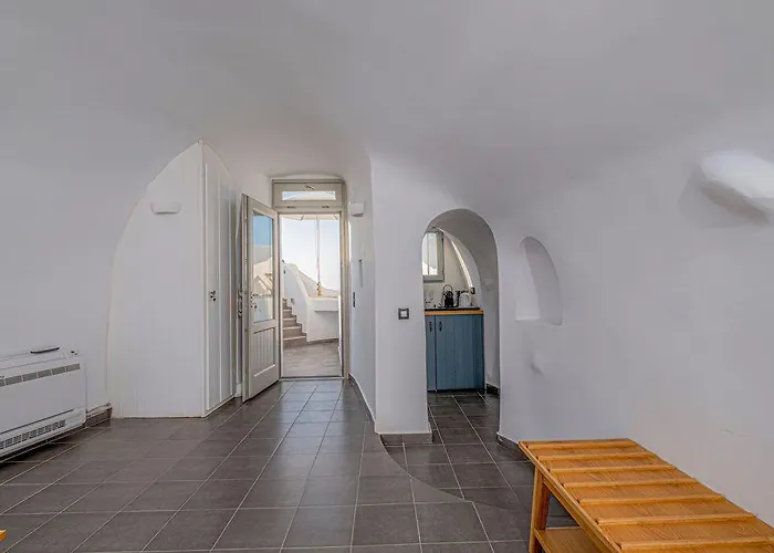 Unique * Imerovigli (Santorini)